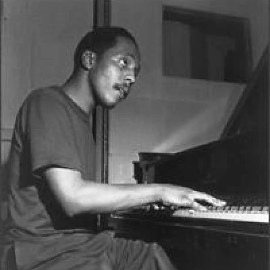 NOSTALGIA IN GRAND PLACE : JOACHIM CAFFONNETTE PLAYS BUD POWELL