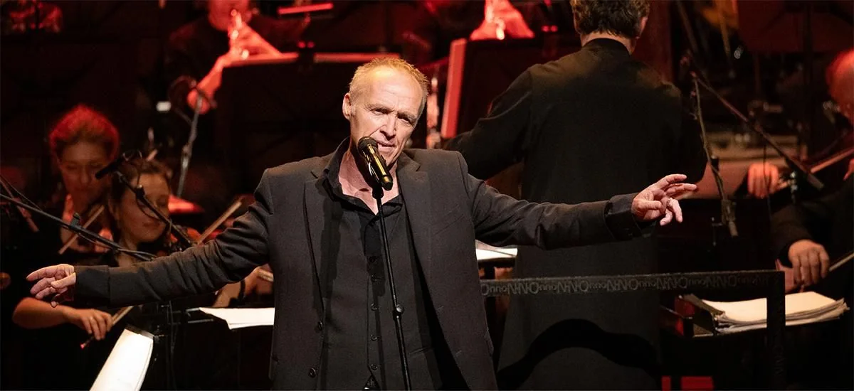 Stef Bos met Groot Orkest (olv Dirk Brossé)