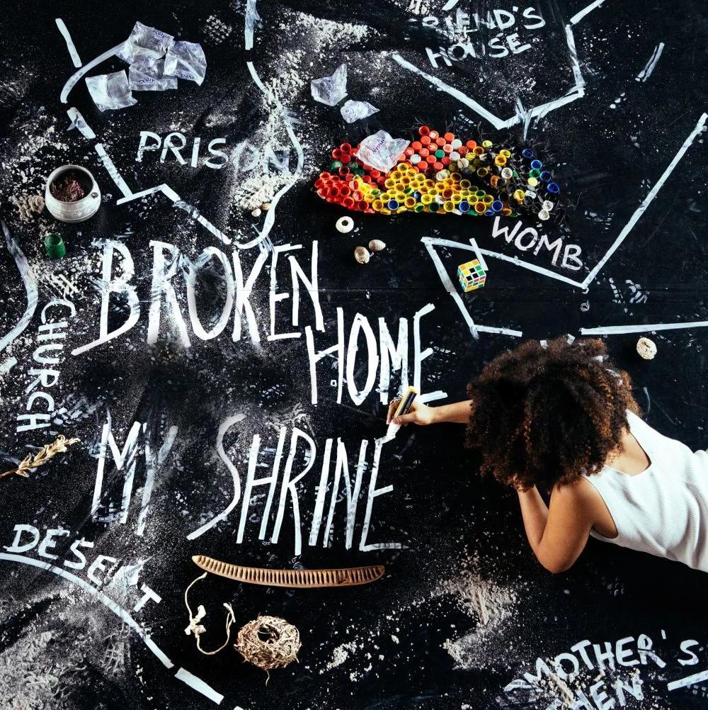 Ce qui fait maison/Broken Home, My Shrine