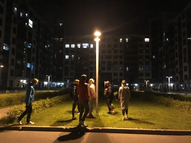 Night time listening – a walkshop with Alisa Oleva