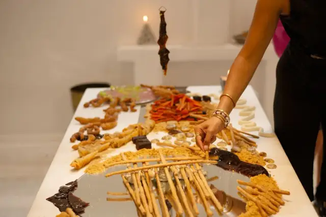 PERFORMANCE - under the influence by C. Suinner