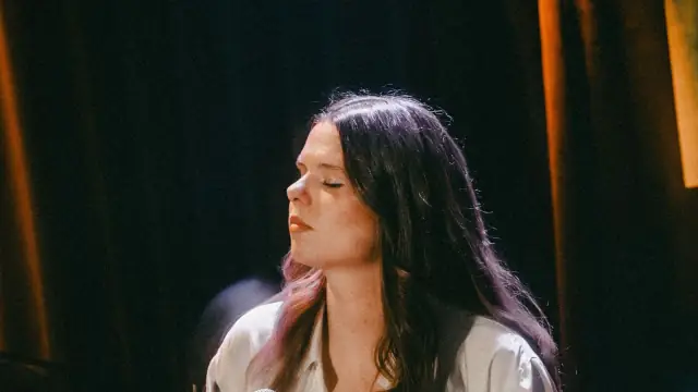Adinda Hertmans