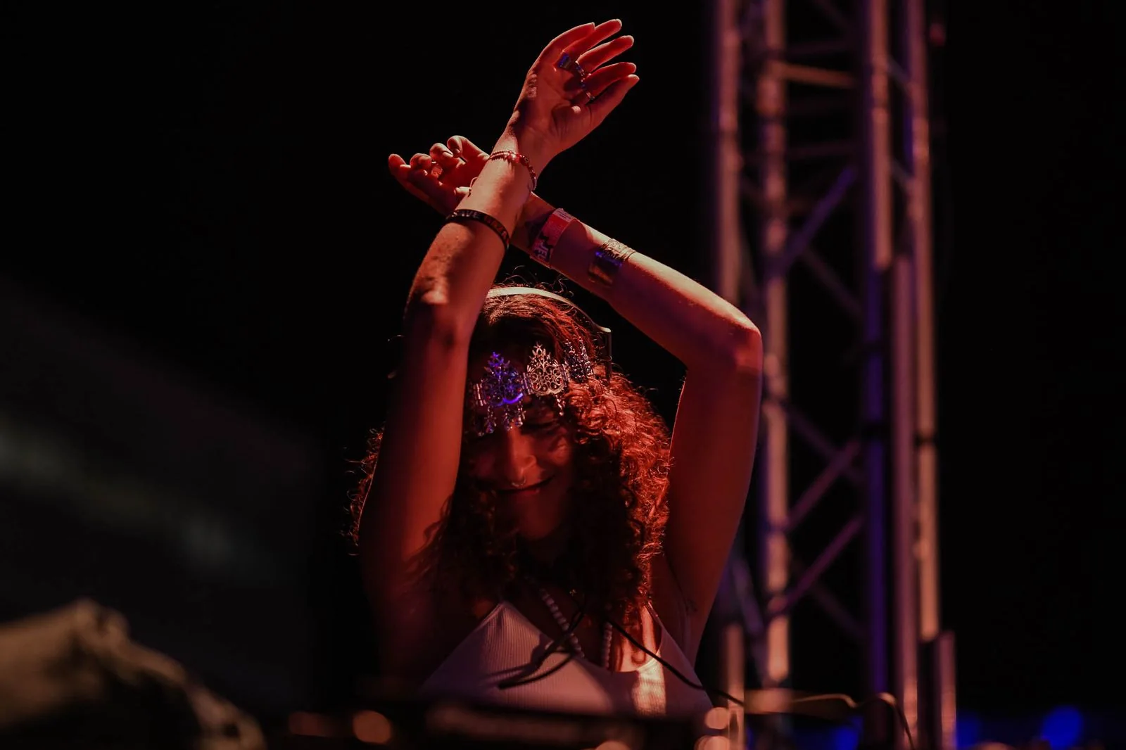 Closing party : Hishek Bishek + La Louuve