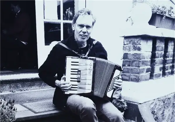 Aperoconcert Jan Vanwelkenhuysen