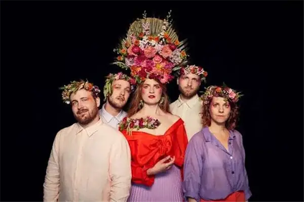 KET concert: Marvara